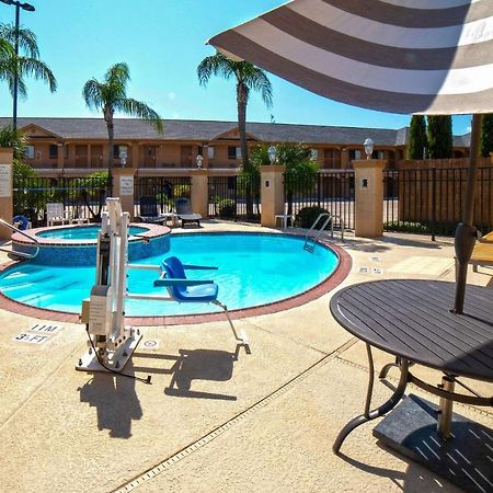 Econo Lodge Inn & Suites Корпус-Кристи Экстерьер фото