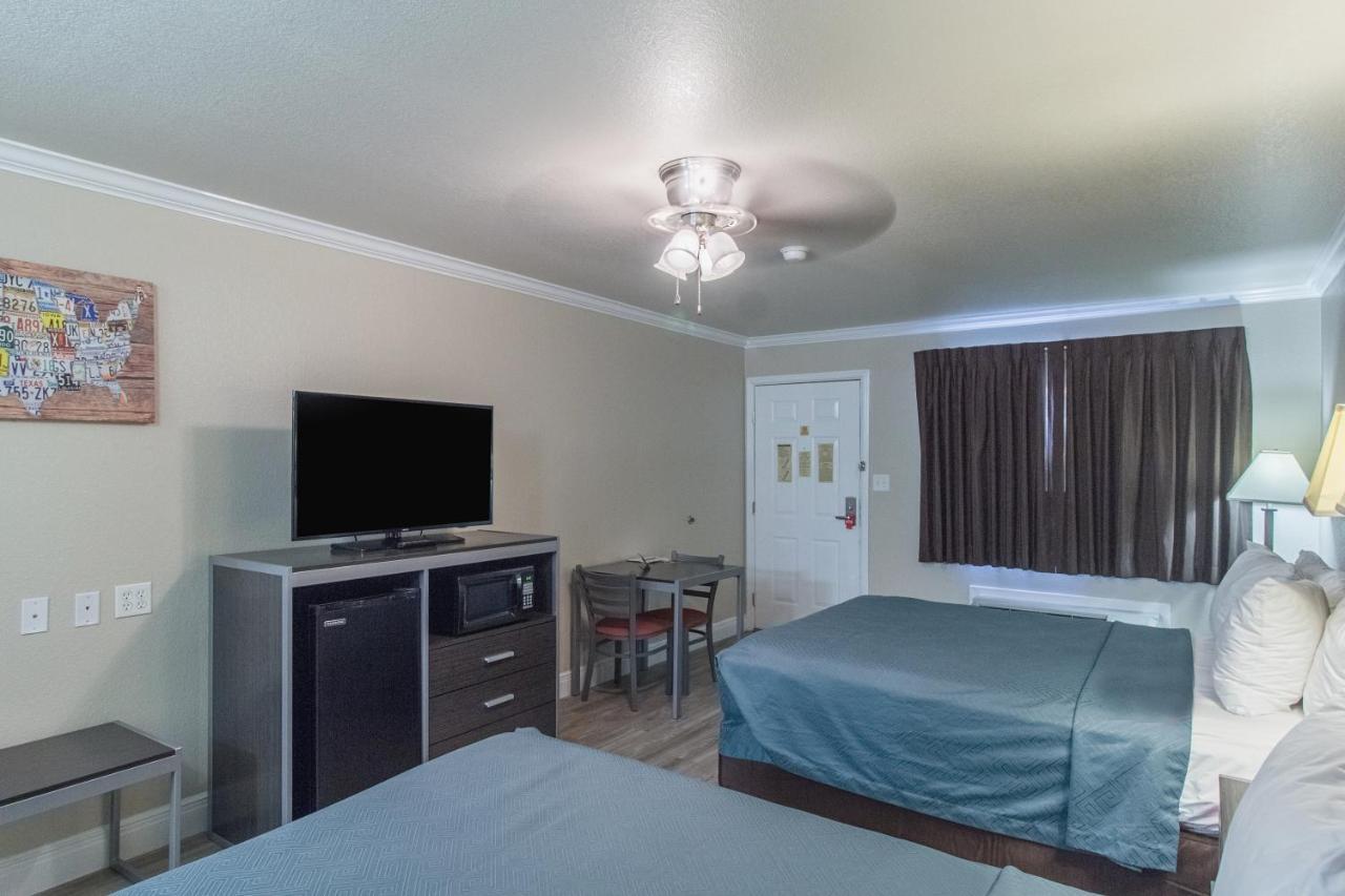 Econo Lodge Inn & Suites Корпус-Кристи Экстерьер фото