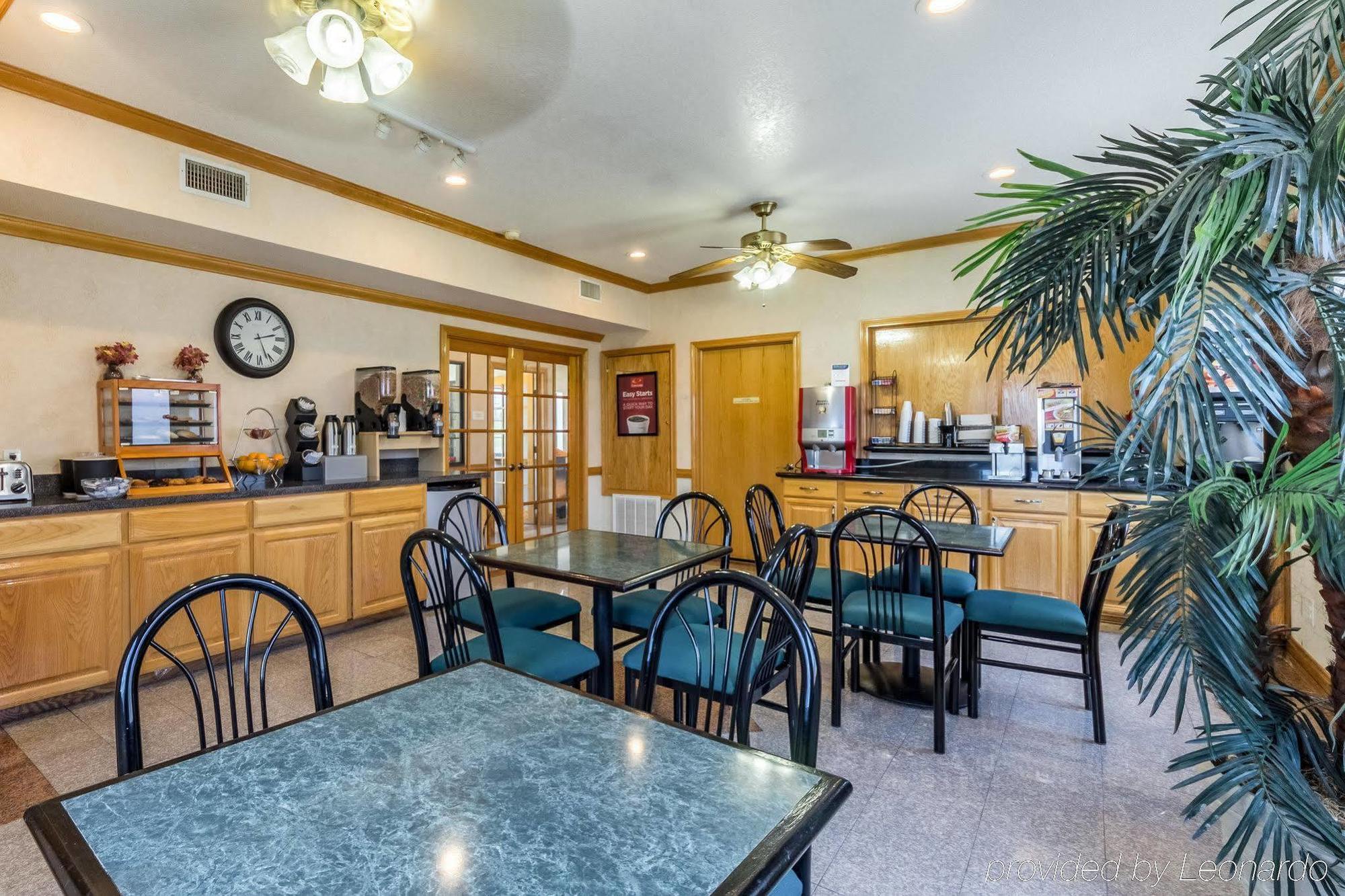 Econo Lodge Inn & Suites Корпус-Кристи Экстерьер фото