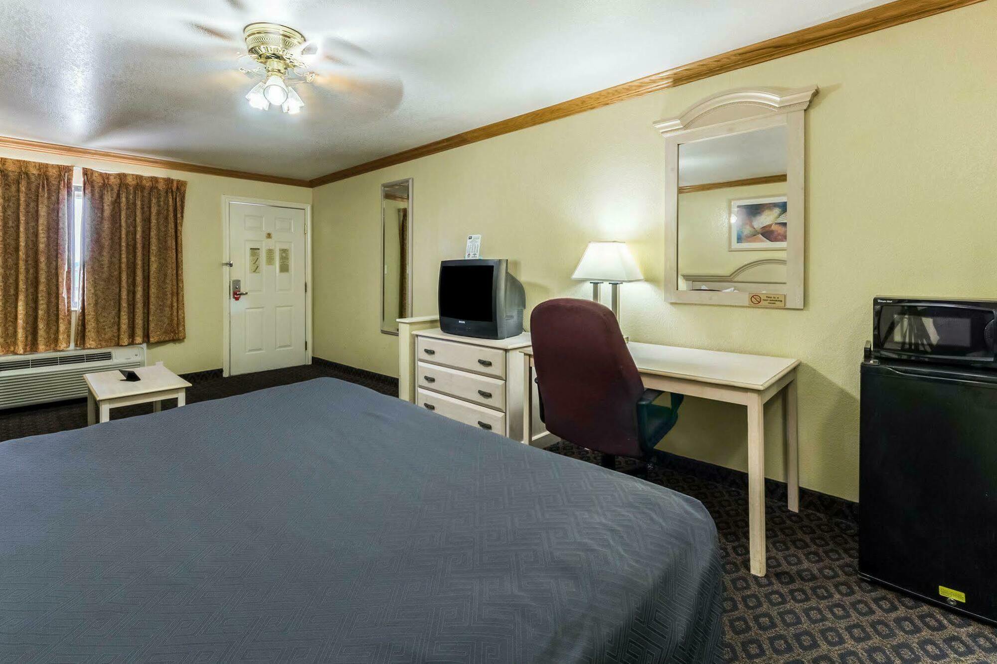 Econo Lodge Inn & Suites Корпус-Кристи Экстерьер фото